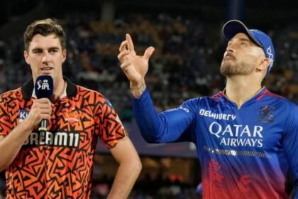 Watch: Faf du Plessis and Pat Cummins' conversation at toss sparks debate